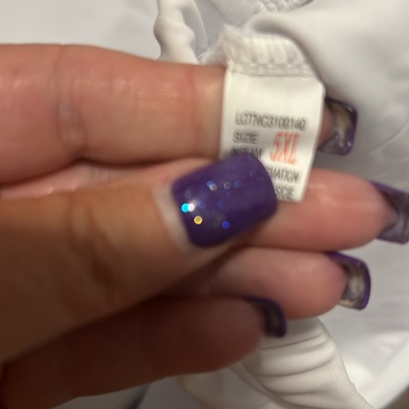 Ruffled white bathing suit top - Picture 5 of 5